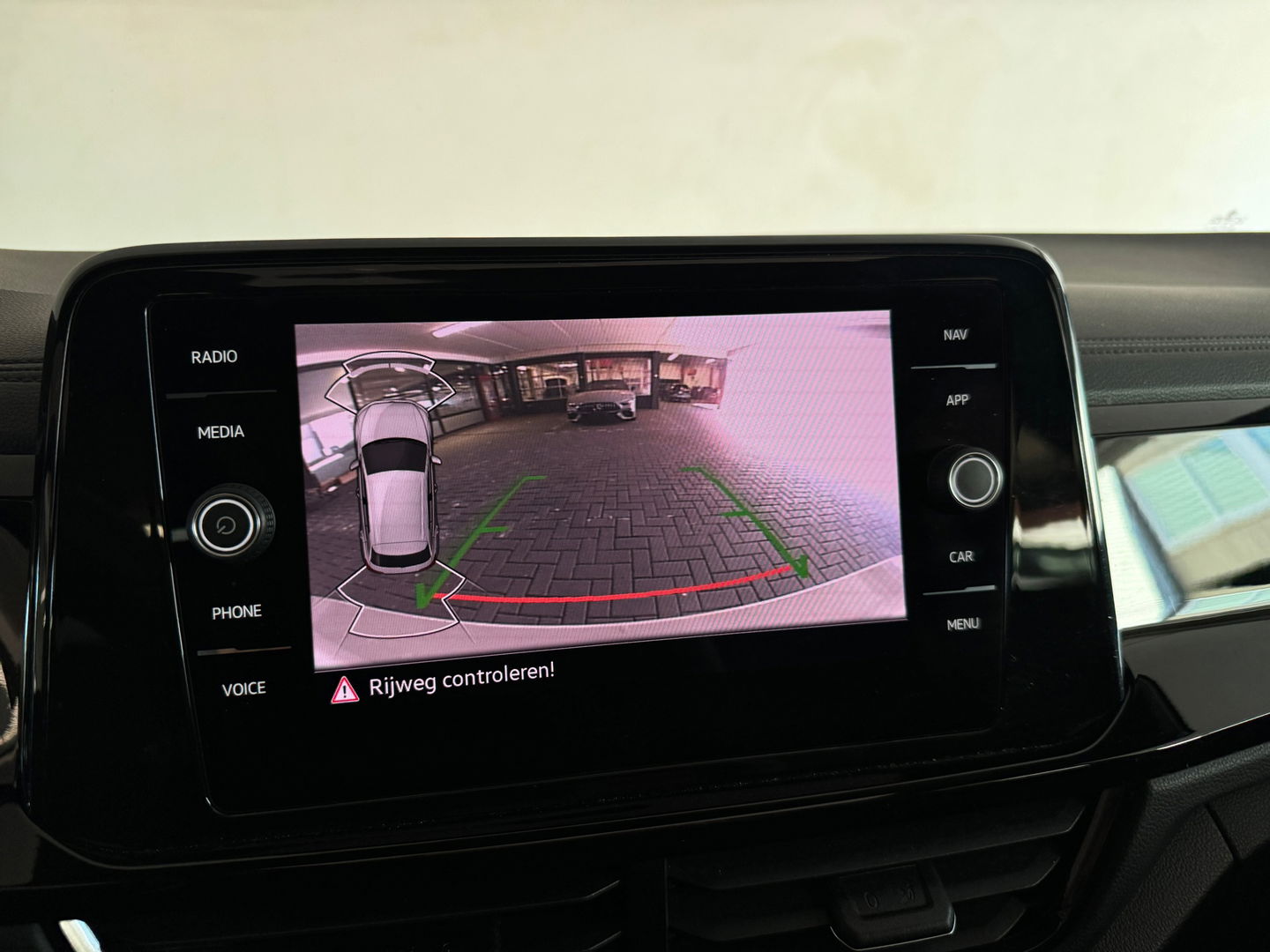 Volkswagen T-Roc 1.5 TSI R-Line Pano|Beats|Keyl|Camera|Dodeh