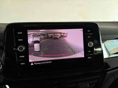 Volkswagen T-Roc 1.5 TSI R-Line Pano|Beats|Keyl|Camera|Dodeh