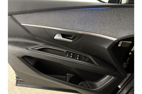 Peugeot 3008 1.2 PureTech 360 Camera LED Carplay Sfeer Virtual Navi Clima Cruise 19"LMV PDC