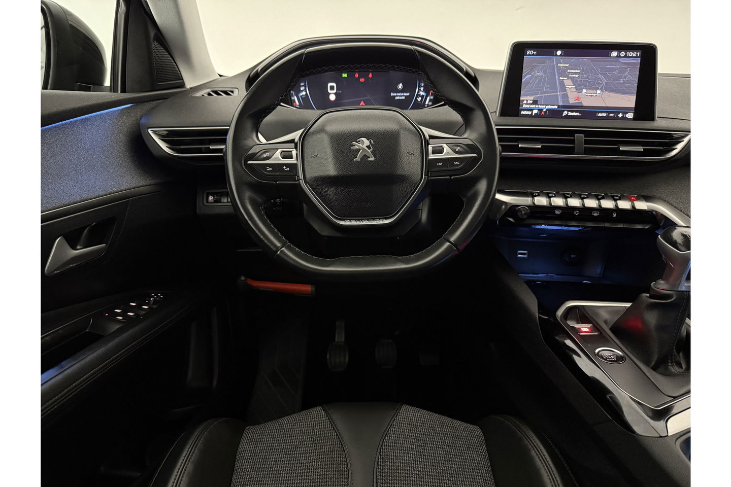 Peugeot 3008 1.2 PureTech 360 Camera LED Carplay Sfeer Virtual Navi Clima Cruise 19"LMV PDC