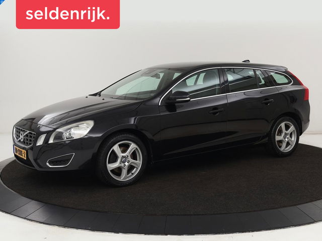 Volvo V60 - 1.6 T3 Summum | Leder | Xenon | Navigatie | Memory | Climate control | Parkeerhulp | Cruise control | Bluetooth