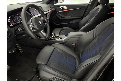BMW 1-serie 118i M-sport Sfeerverl. LED Carplay Cruise Clima Virtual Navi PDC 17"LMV