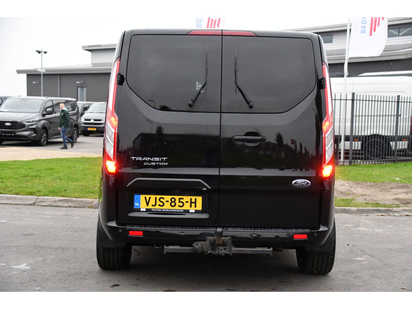 Ford Transit Custom 300 2.0 TDCI L2H1 Black Edition DC Limited Camera, Cruise, Carplay, Automaat, LED, Multimedia, Sensoren, 170PK, UNIEK!