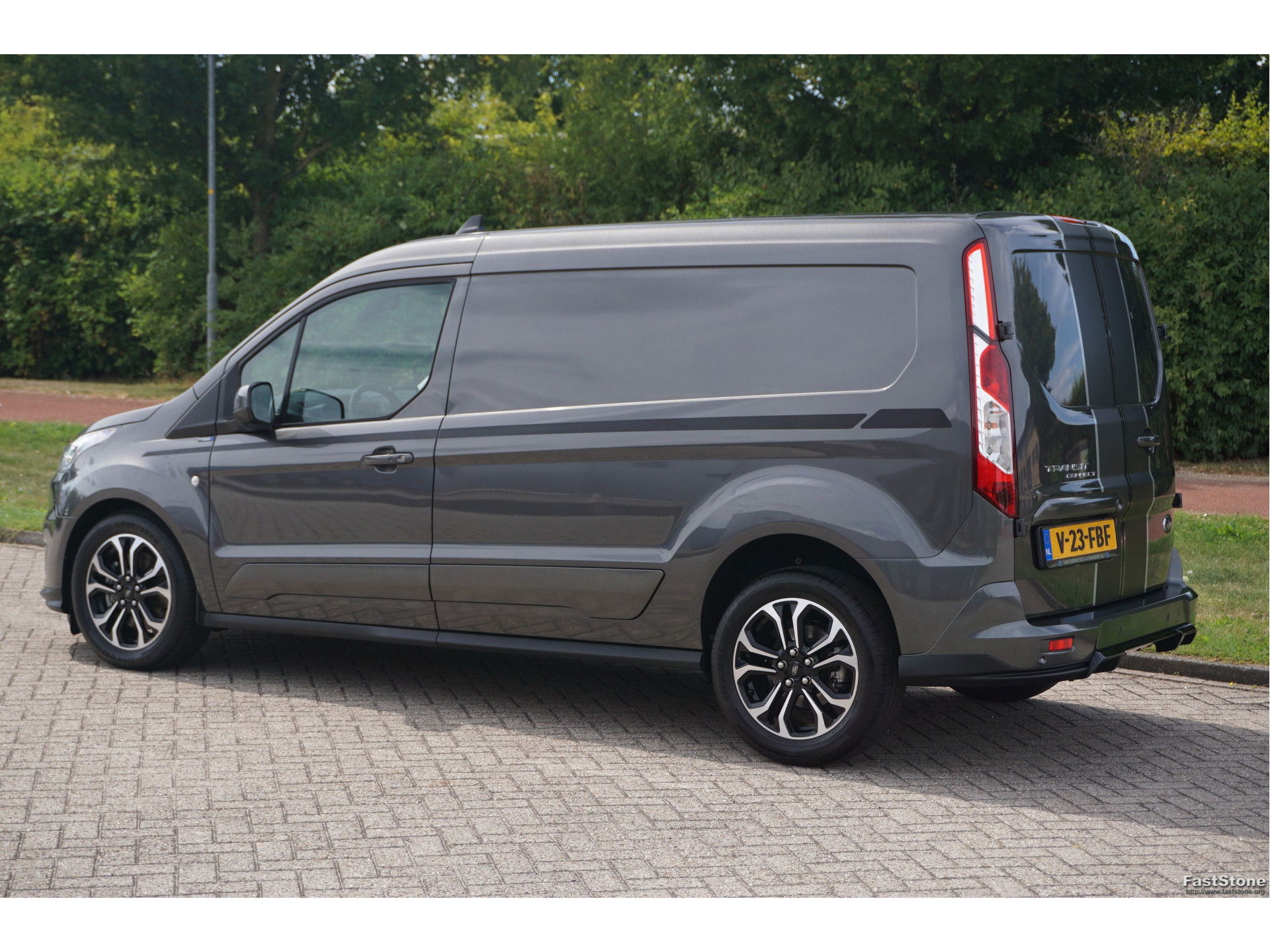 Ford Transit Connect 1.5TDCI Sport L2 AUT BPM VRIJ Navi, Camera, Xenon, 17" LM + LM Winterset!! NR. 454
