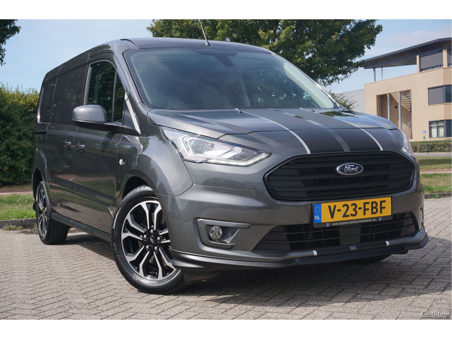 Ford Transit Connect 1.5TDCI Sport L2 AUT BPM VRIJ Navi, Camera, Xenon, 17" LM + LM Winterset!! NR. 454