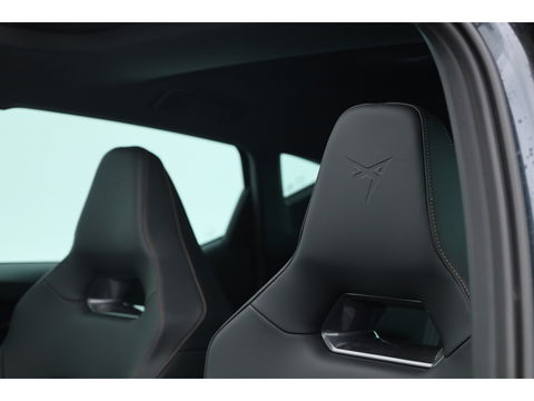 CUPRA Leon 1.4 e-Hybrid VZ 245pk | Pano | Camera | Adapt. Cruise | Keyless | Stoel- Stuurverw.