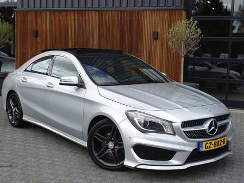 Mercedes-Benz CLA-Klasse 180 automaat / AMG pakket / panorama / *NAP*