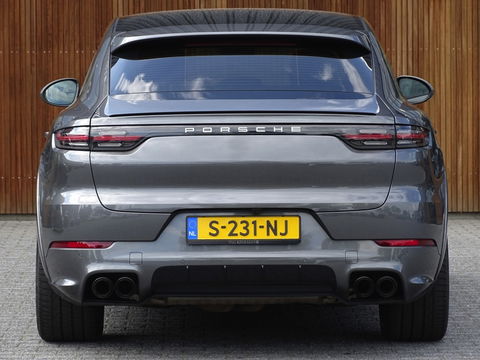 Porsche Cayenne Coupé 3.0 E-hybrid 462PK / Carbon / SportDesign / Nachtzicht / 360°