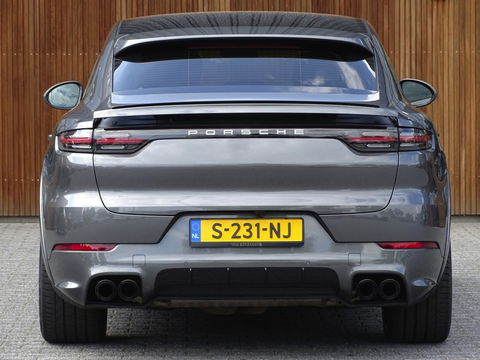 Porsche Cayenne Coupé 3.0 E-hybrid 462PK / Carbon / SportDesign / Nachtzicht / 360°