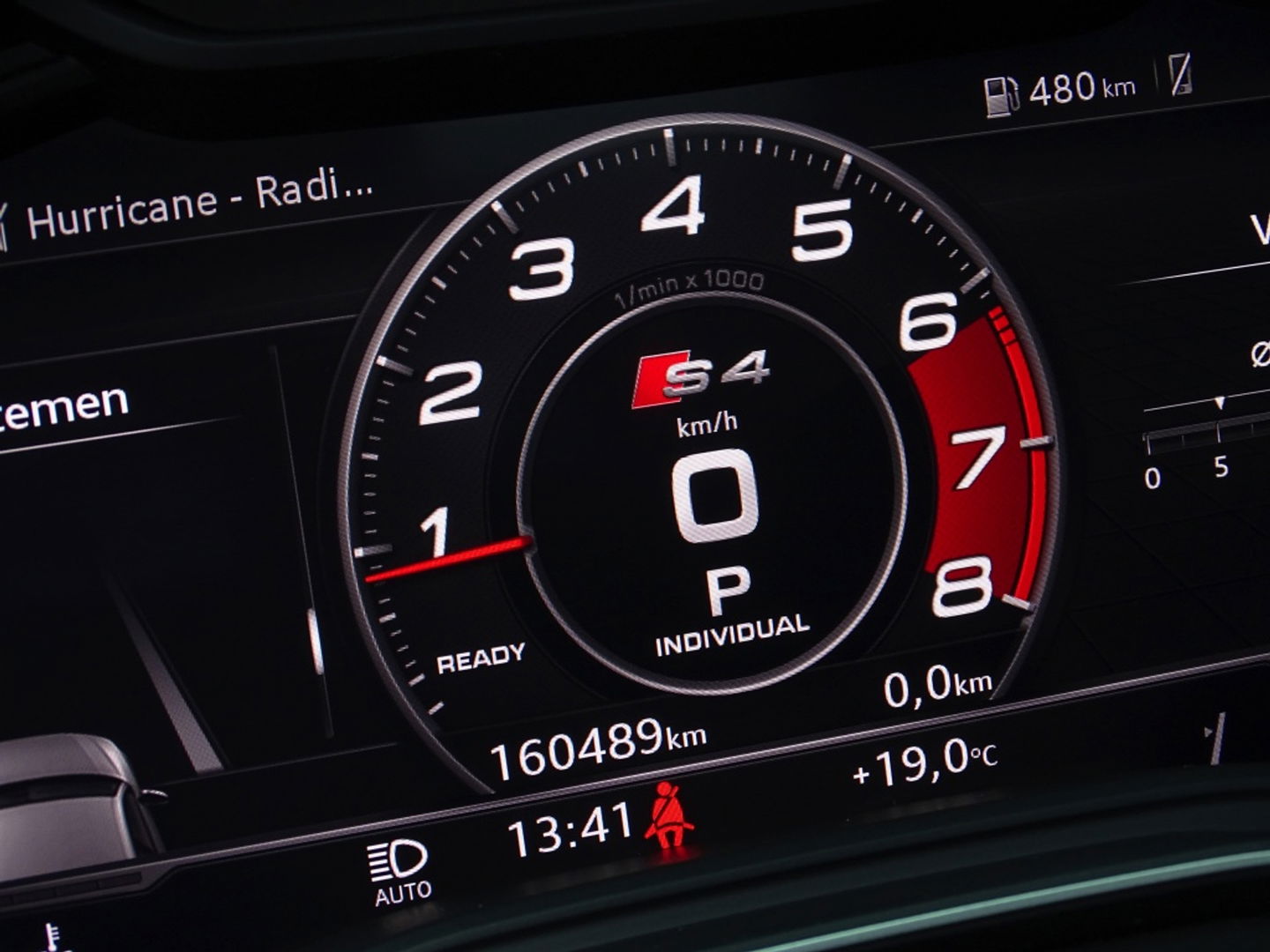Audi A4 Avant 40 TFSI 191PK / S-line / LED / S Edit. / LED *NAP*