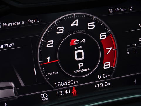 Audi A4 Avant 40 TFSI 191PK / S-line / LED / S Edit. / LED *NAP*