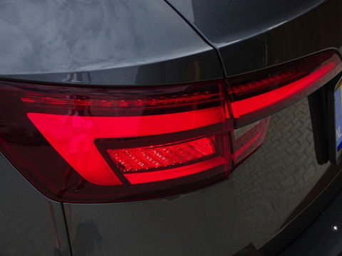 Audi A4 Avant 40 TFSI 191PK / S-line / LED / S Edit. / LED *NAP*