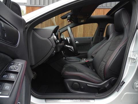 Mercedes-Benz CLA-Klasse 180 automaat / AMG pakket / panorama / *NAP*