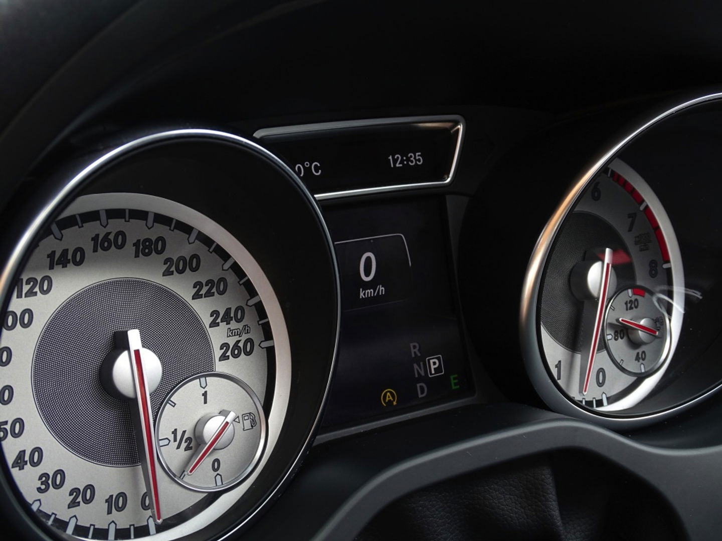 Mercedes-Benz CLA-Klasse 180 automaat / AMG pakket / panorama / *NAP*
