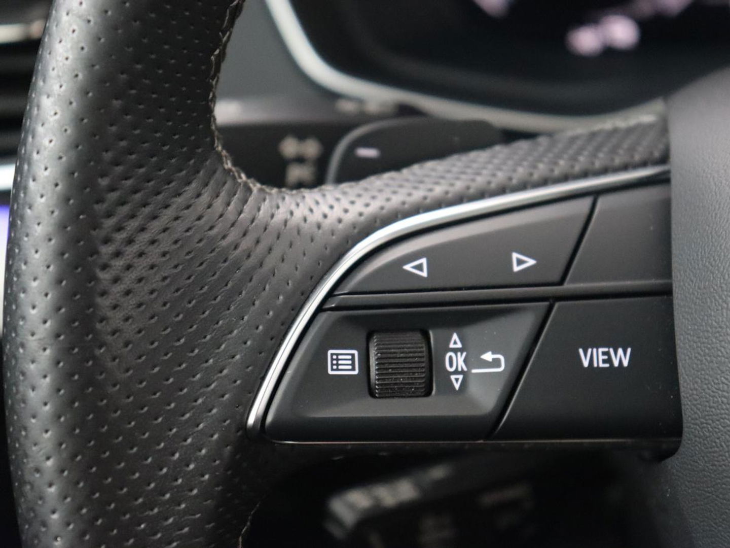 Audi Q5 55 TFSIe S edition | Panoramadak | Bang & Olufsen | Stoelverwarming | Adaptive cruise | Luchtvering | Matrix LED | 21'' | Carplay | Half leder | Navigatie | Camera | PHEV | Plug In