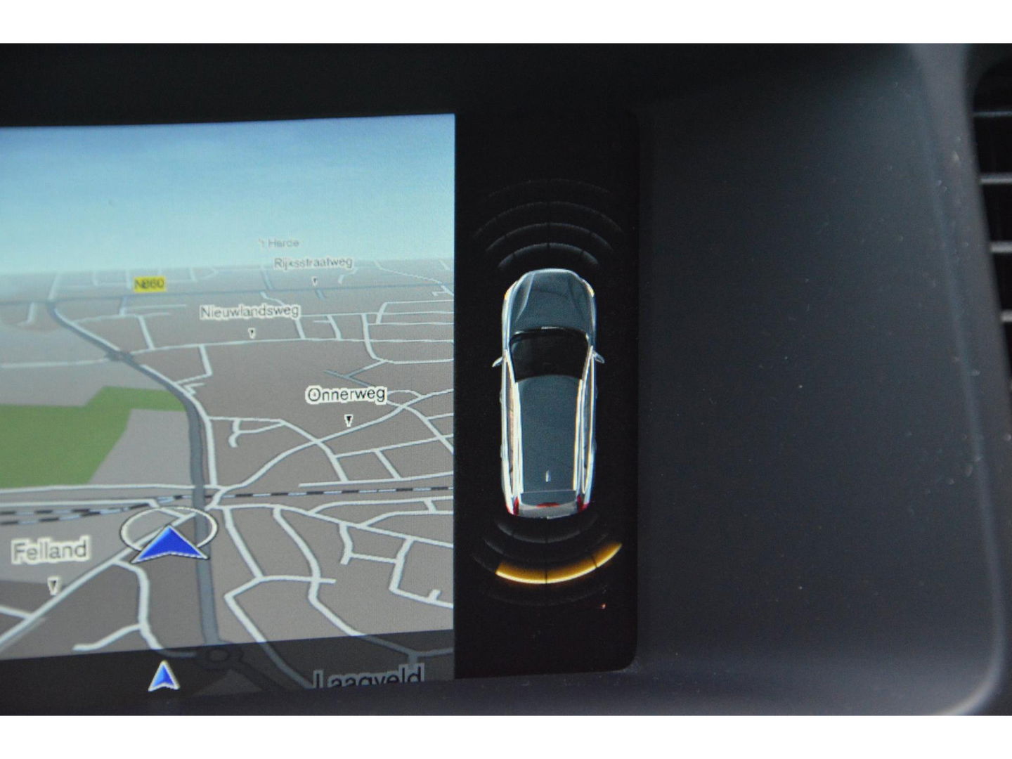 Volvo V60 T4 Summum | Panoramadak | Stoelverwarming | Trekhaak 1600KG | Cruise | Bluetooth |