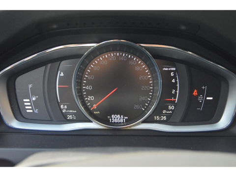 Volvo V60 T4 Summum | Panoramadak | Stoelverwarming | Trekhaak 1600KG | Cruise | Bluetooth |