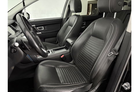 Land Rover Discovery 2.0 TD4 HSE 180PK Pano LED Memory Meridian Audio Sfeer Camera Clima Cruise Trekhaak Navi Leder PDC 19"LMV