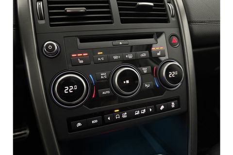 Land Rover Discovery 2.0 TD4 HSE 180PK Pano LED Memory Meridian Audio Sfeer Camera Clima Cruise Trekhaak Navi Leder PDC 19"LMV