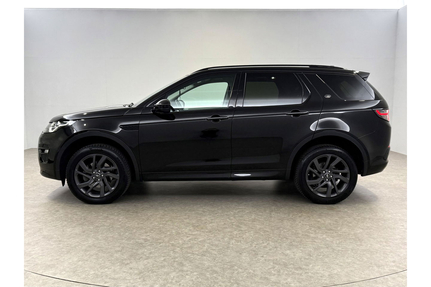 Land Rover Discovery 2.0 TD4 HSE 180PK Pano LED Memory Meridian Audio Sfeer Camera Clima Cruise Trekhaak Navi Leder PDC 19"LMV