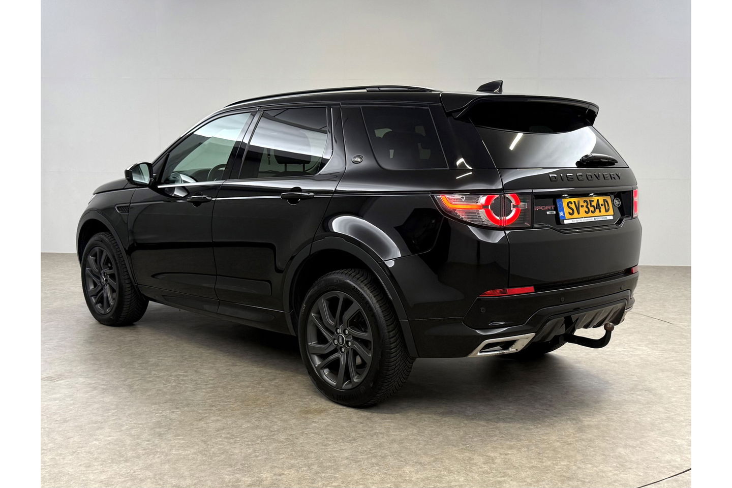 Land Rover Discovery 2.0 TD4 HSE 180PK Pano LED Memory Meridian Audio Sfeer Camera Clima Cruise Trekhaak Navi Leder PDC 19"LMV