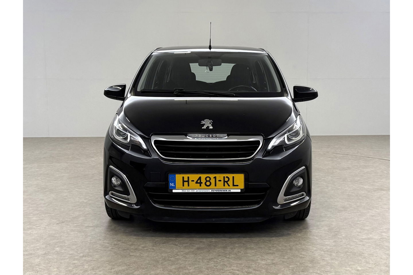 Peugeot 108 1.0 e-VTi Blue Executive LED Airco Camera Cruise Navigatie 15"LMV