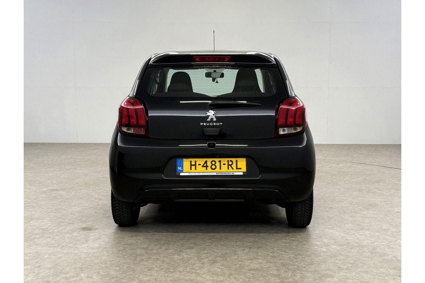 Peugeot 108 1.0 e-VTi Blue Executive LED Airco Camera Cruise Navigatie 15"LMV