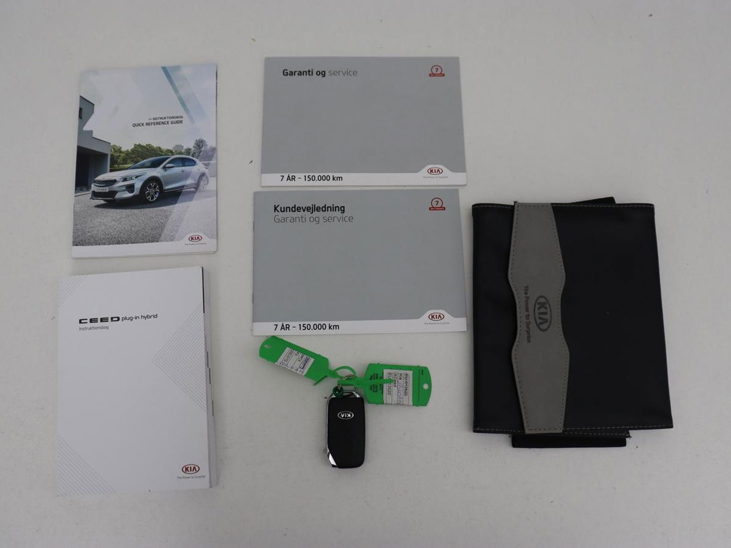 Kia Xceed 1.6 GDI PHEV ExecutiveLine | Schuifdak | Leder | Stoelventilatie | Adaptive cruise | Camera | Stoel & stuurverwarming | Memory | Digital Cockpit | Plug In