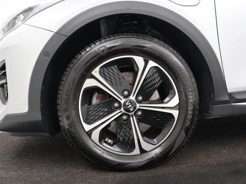 Kia Xceed 1.6 GDI PHEV ExecutiveLine | Schuifdak | Leder | Stoelventilatie | Adaptive cruise | Camera | Stoel & stuurverwarming | Memory | Digital Cockpit | Plug In