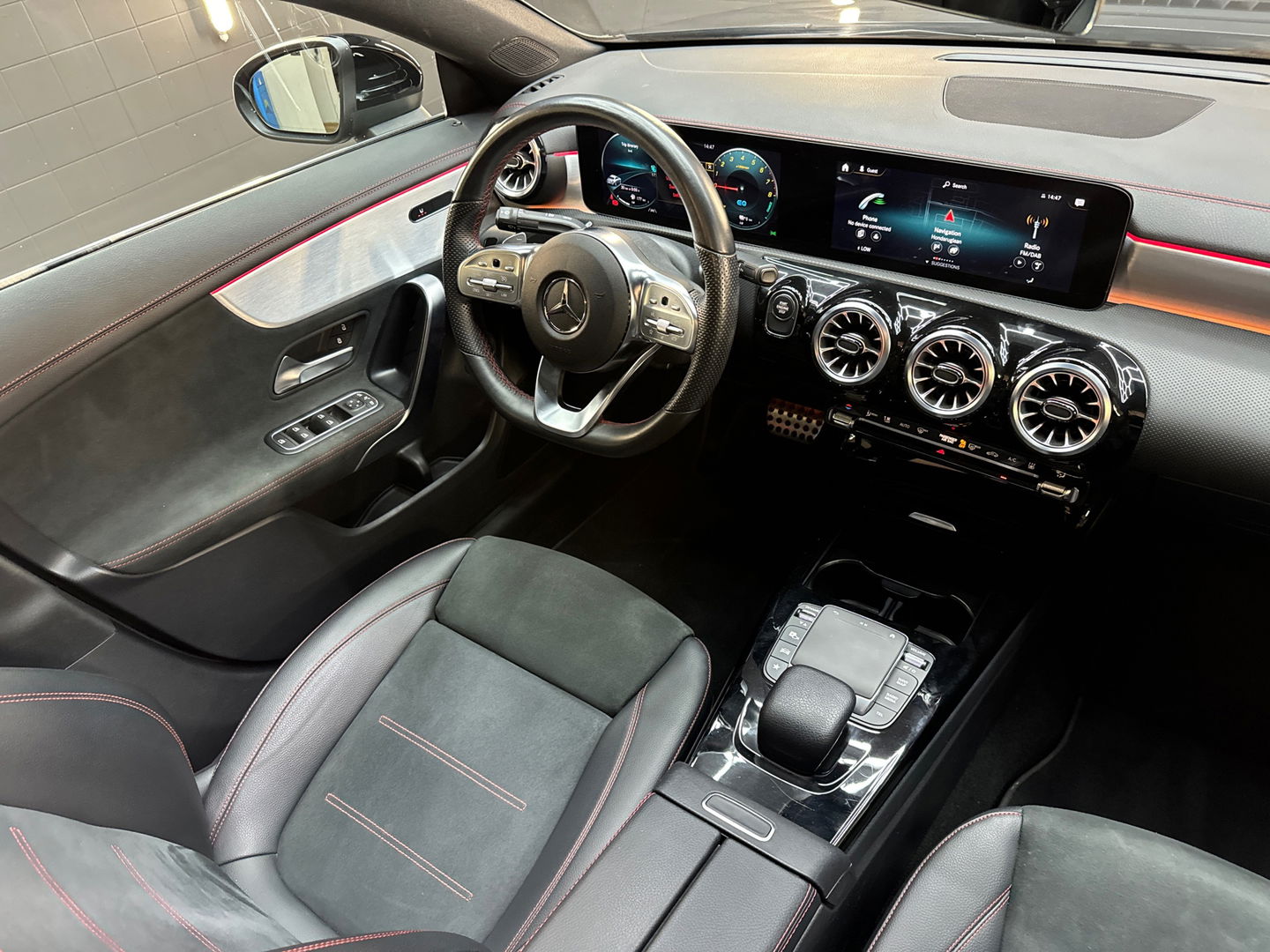 Mercedes-Benz CLA-Klasse 250 e AMG Pano|Sfeer|Camera|Dodehoek