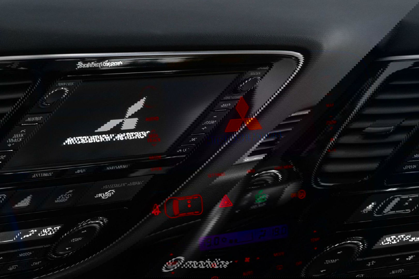 Mitsubishi Outlander 2.0 PHEV Instyle+ | Trekhaak | Leder | Navigatie | hybride | NL auto NAP |