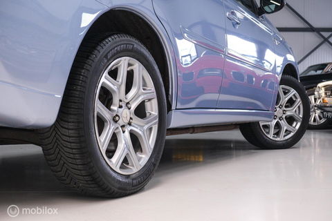 Mitsubishi Outlander 2.0 PHEV Instyle+ | Trekhaak | Leder | Navigatie | hybride | NL auto NAP |