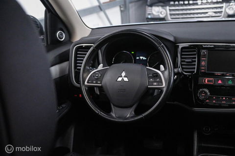 Mitsubishi Outlander 2.0 PHEV Instyle+ | Trekhaak | Leder | Navigatie | hybride | NL auto NAP |