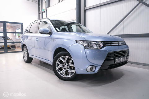 Mitsubishi Outlander 2.0 PHEV Instyle+ | Trekhaak | Leder | Navigatie | hybride | NL auto NAP |