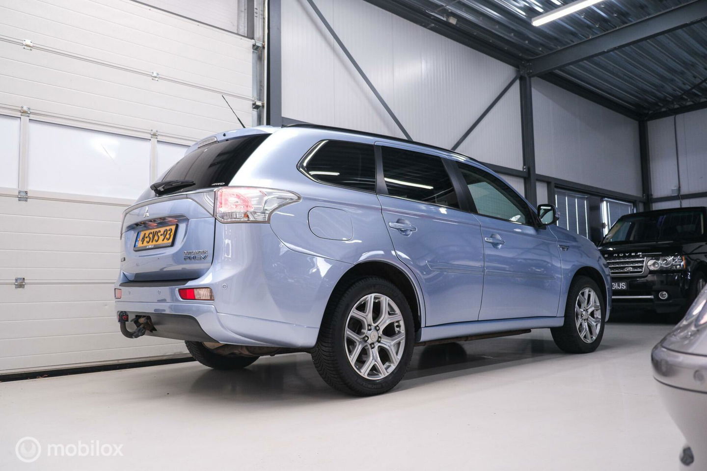 Mitsubishi Outlander 2.0 PHEV Instyle+ | Trekhaak | Leder | Navigatie | hybride | NL auto NAP |
