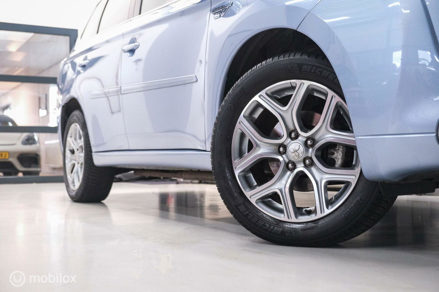 Mitsubishi Outlander 2.0 PHEV Instyle+ | Trekhaak | Leder | Navigatie | hybride | NL auto NAP |