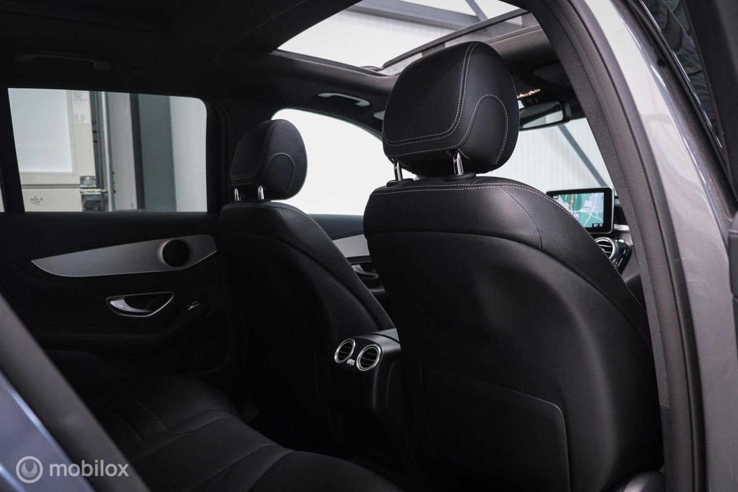 Mercedes-Benz GLC 350e 4MATIC Premium Plus | Trekhaak | Panorama | Leder | Camera |