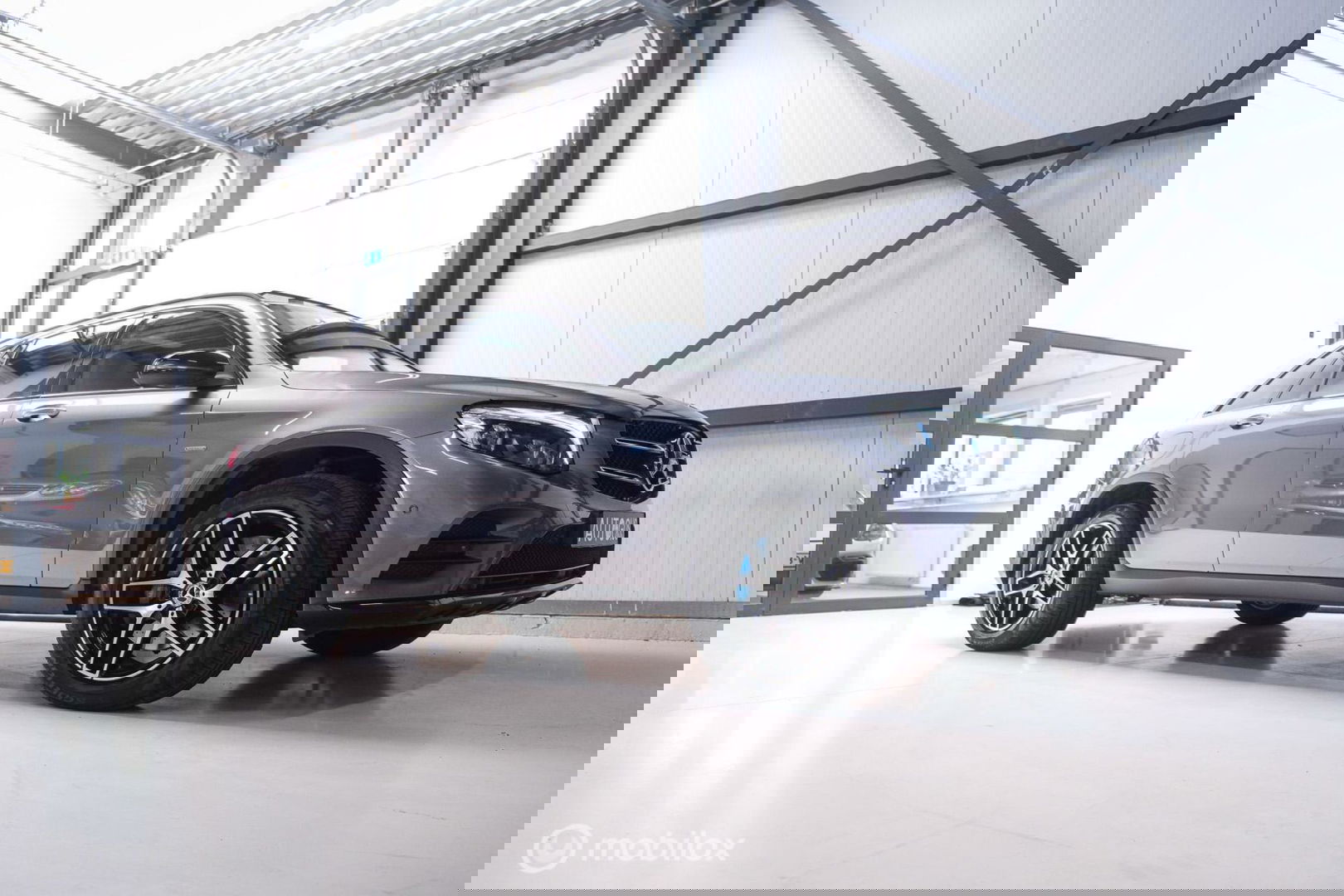 Mercedes-Benz GLC 350e 4MATIC Premium Plus | Trekhaak | Panorama | Leder | Camera |