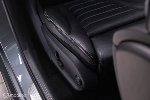 Mercedes-Benz GLC 350e 4MATIC Premium Plus | Trekhaak | Panorama | Leder | Camera |