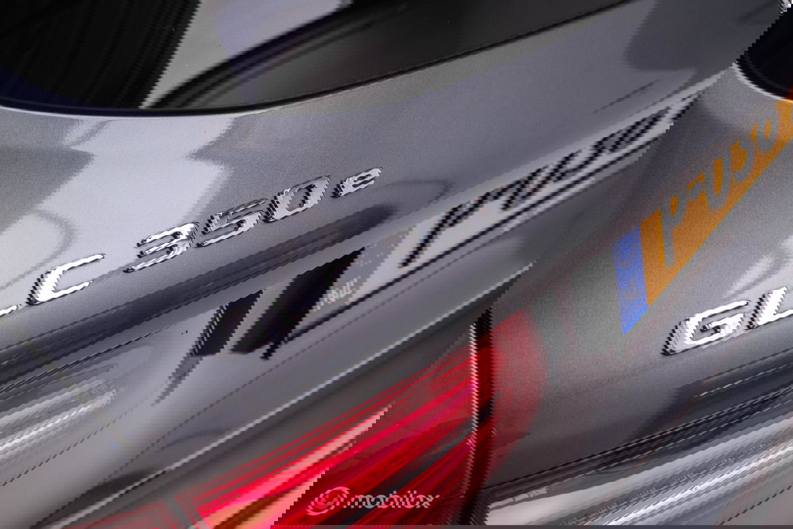 Mercedes-Benz GLC 350e 4MATIC Premium Plus | Trekhaak | Panorama | Leder | Camera |