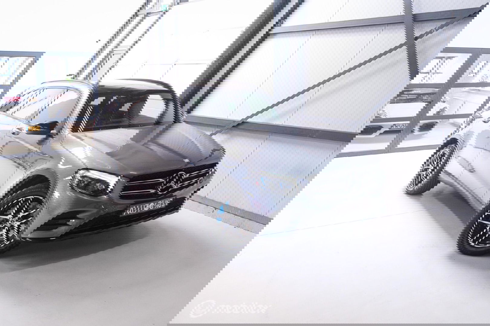 Mercedes-Benz GLC 350e 4MATIC Premium Plus | Trekhaak | Panorama | Leder | Camera |