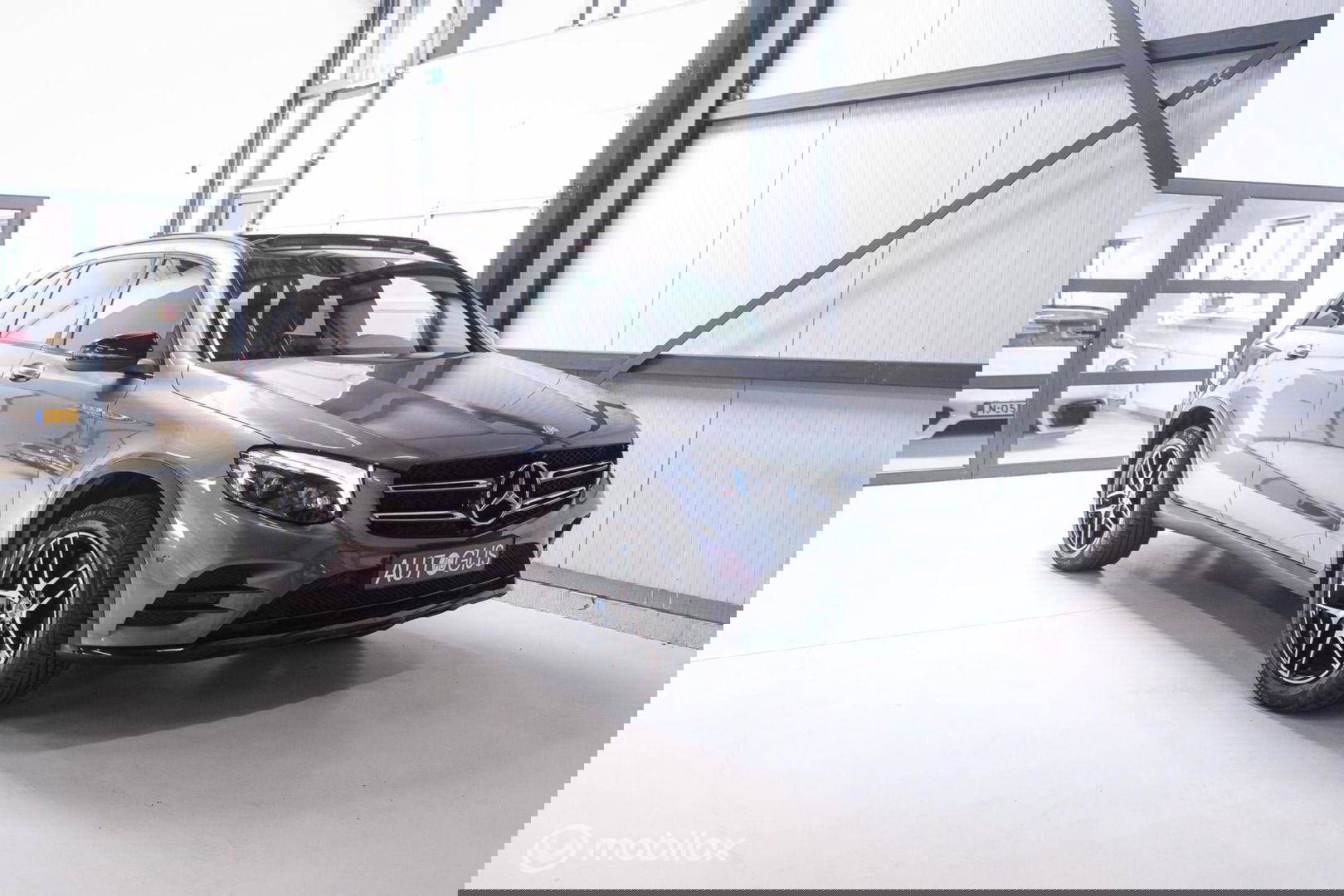 Mercedes-Benz GLC 350e 4MATIC Premium Plus | Trekhaak | Panorama | Leder | Camera |