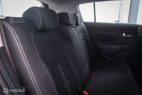 Kia Sportage 1.6 GDI BusinessLine | Trekhaak | Navigatie | Bluetooth | NL auto NAP | All season banden |