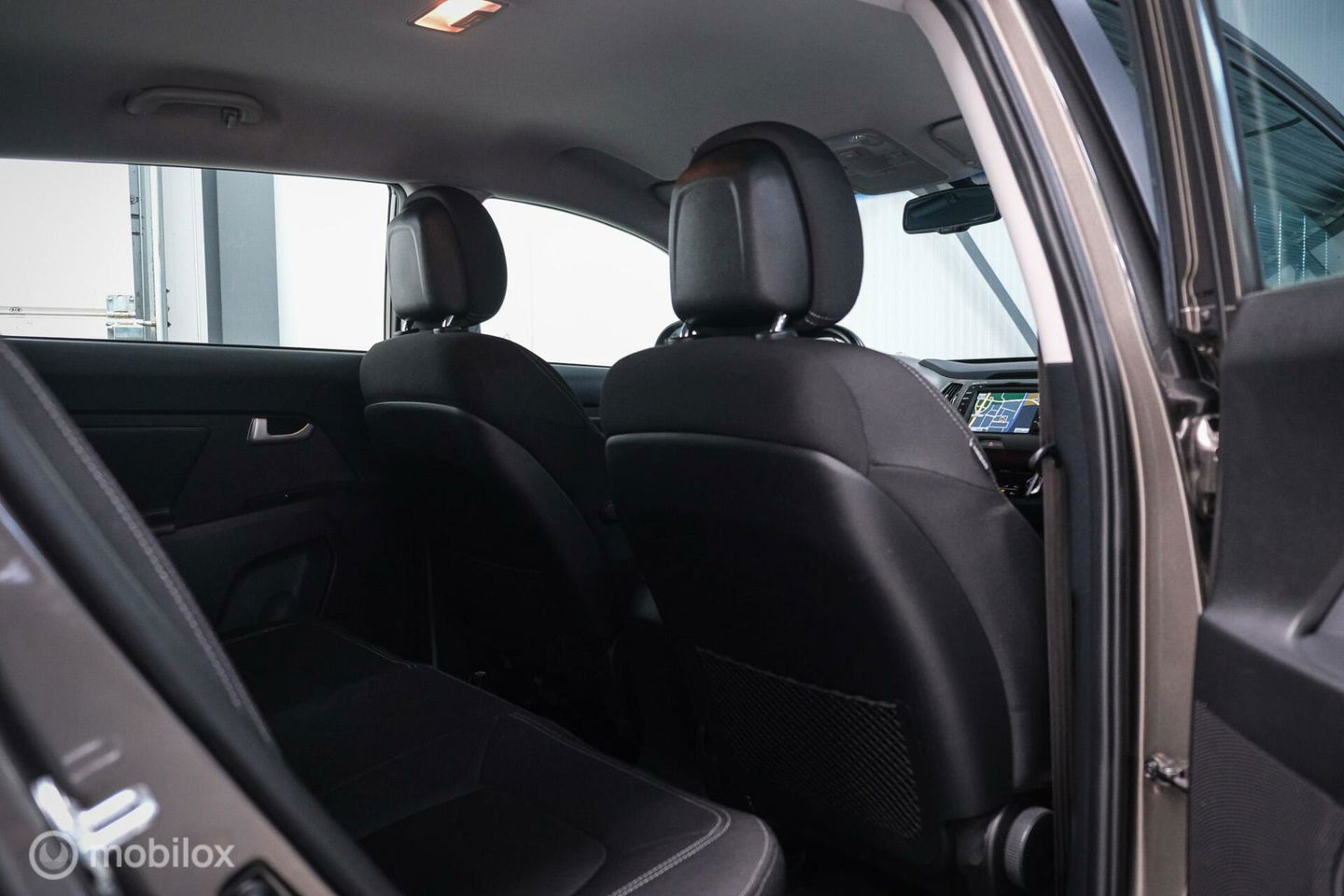 Kia Sportage 1.6 GDI BusinessLine | Trekhaak | Navigatie | Bluetooth | NL auto NAP | All season banden |