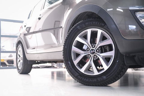 Kia Sportage 1.6 GDI BusinessLine | Trekhaak | Navigatie | Bluetooth | NL auto NAP | All season banden |