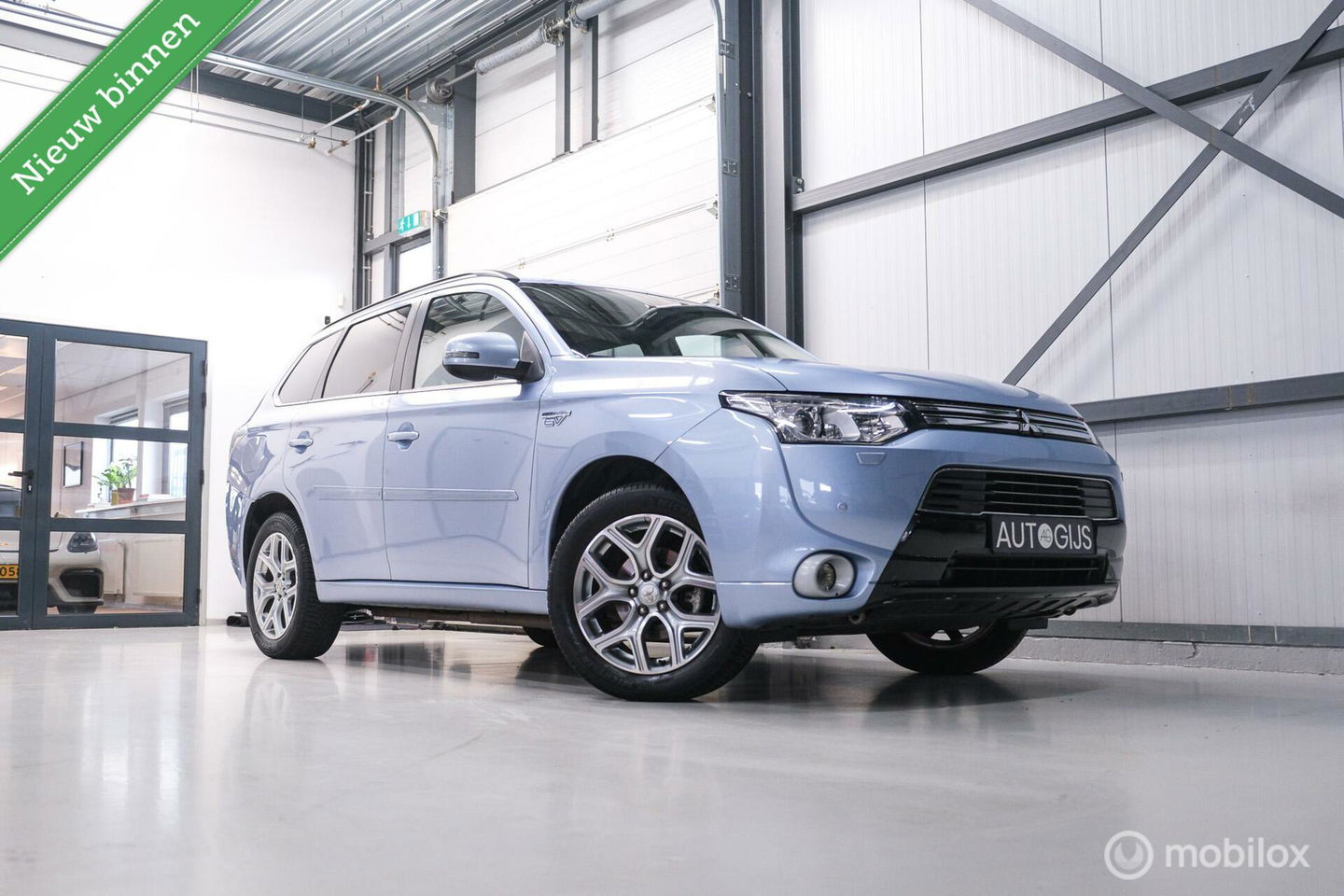 Mitsubishi Outlander 2.0 PHEV Instyle+ | Trekhaak | Leder | Navigatie | hybride | NL auto NAP |
