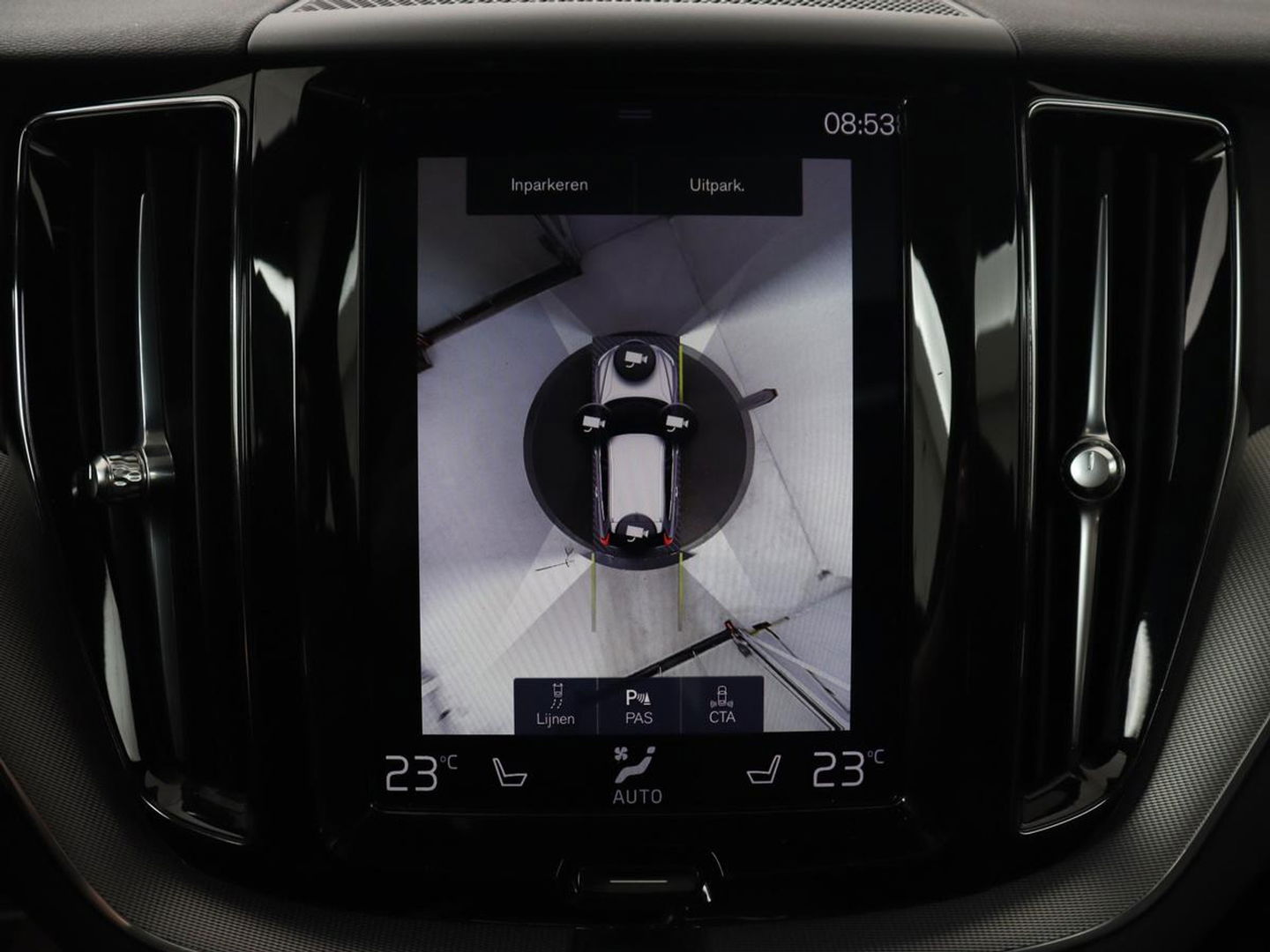 Volvo XC60 2.0 Recharge T8 AWD R Design | Panoramadak | Head-Up | 360 Camera | Stoel & stuurverwarming | Carplay | Keyless | Harman/Kardon | Navigatie | Half leder | Memory | PHEV | Plug In