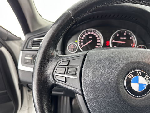BMW 5 Serie Touring 520d Shadow-line *BI-XENON | NAVI-FULLMAP | HEATED-COMFORTSEATS | ECC | KEYLESS | PDC | CRUISE | 18''ALU*