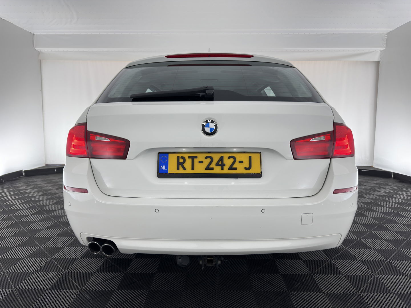 BMW 5 Serie Touring 520d Shadow-line *BI-XENON | NAVI-FULLMAP | HEATED-COMFORTSEATS | ECC | KEYLESS | PDC | CRUISE | 18''ALU*