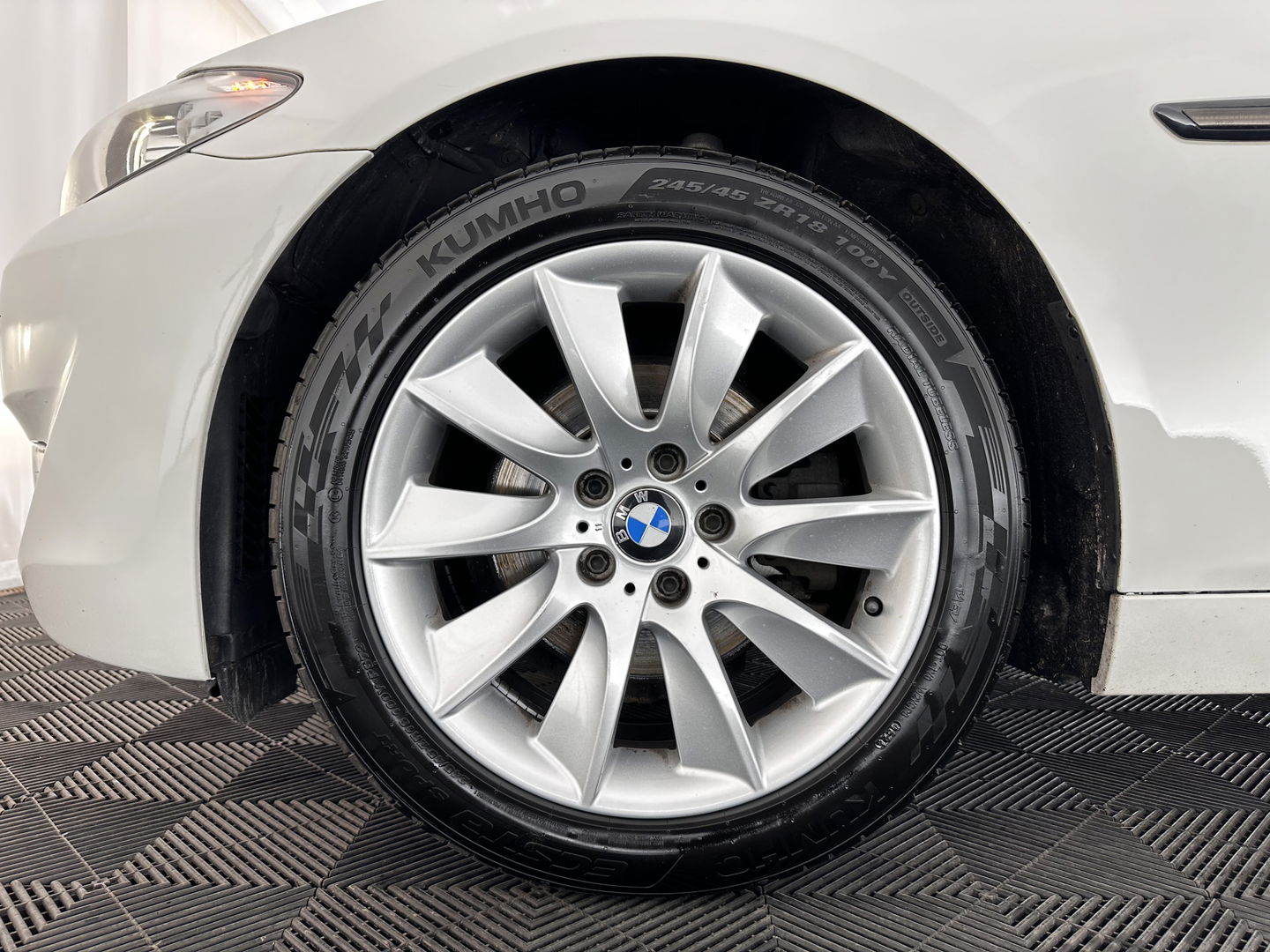 BMW 5 Serie Touring 520d Shadow-line *BI-XENON | NAVI-FULLMAP | HEATED-COMFORTSEATS | ECC | KEYLESS | PDC | CRUISE | 18''ALU*